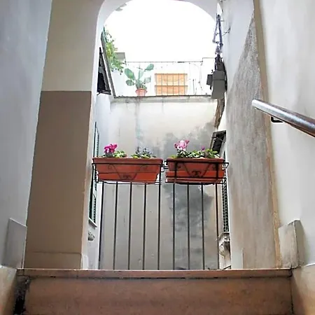 Vesuviane 'e Belle 'mbriane Bed & Breakfast 3*