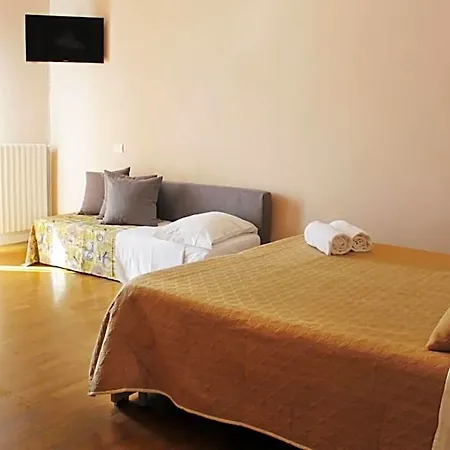 Vesuviane 'e Belle 'mbriane 3* Neapel
