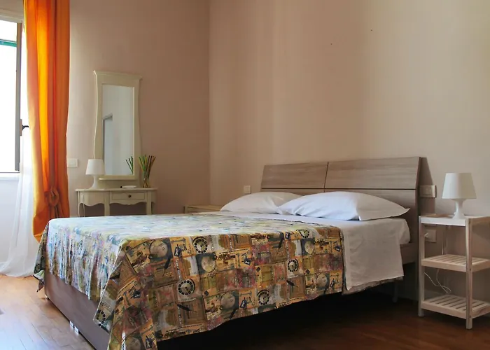 Bed & Breakfast Vesuviane 'e Belle 'mbriane Neapel