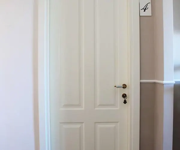 Bed & Breakfast Vesuviane 'e Belle 'mbriane Neapel