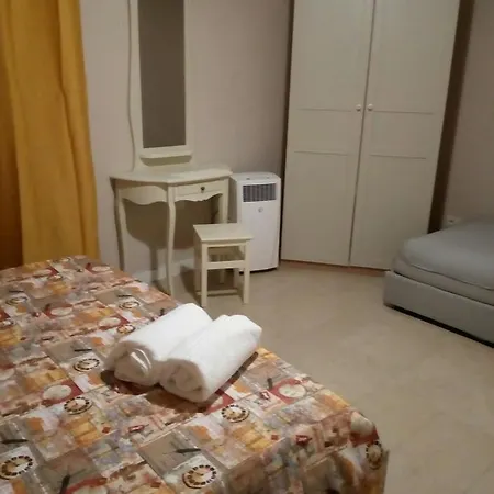 Vesuviane 'e Belle 'mbriane 3* Nápoly